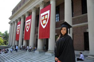 Chị Nguyễn Hương Quỳnh Trang tại Đại học Harvard